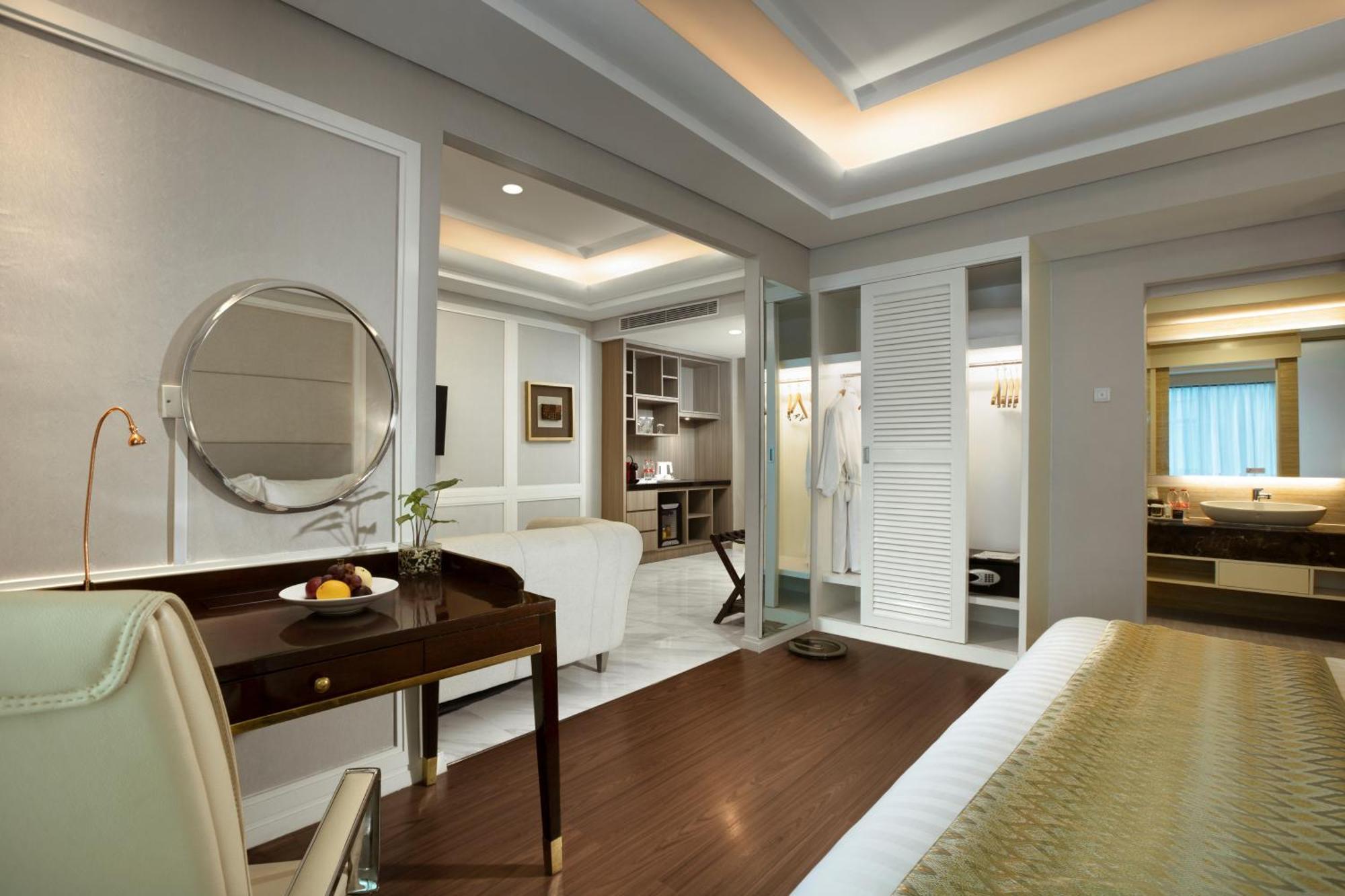Wyndham Panbil Batam Exterior foto
