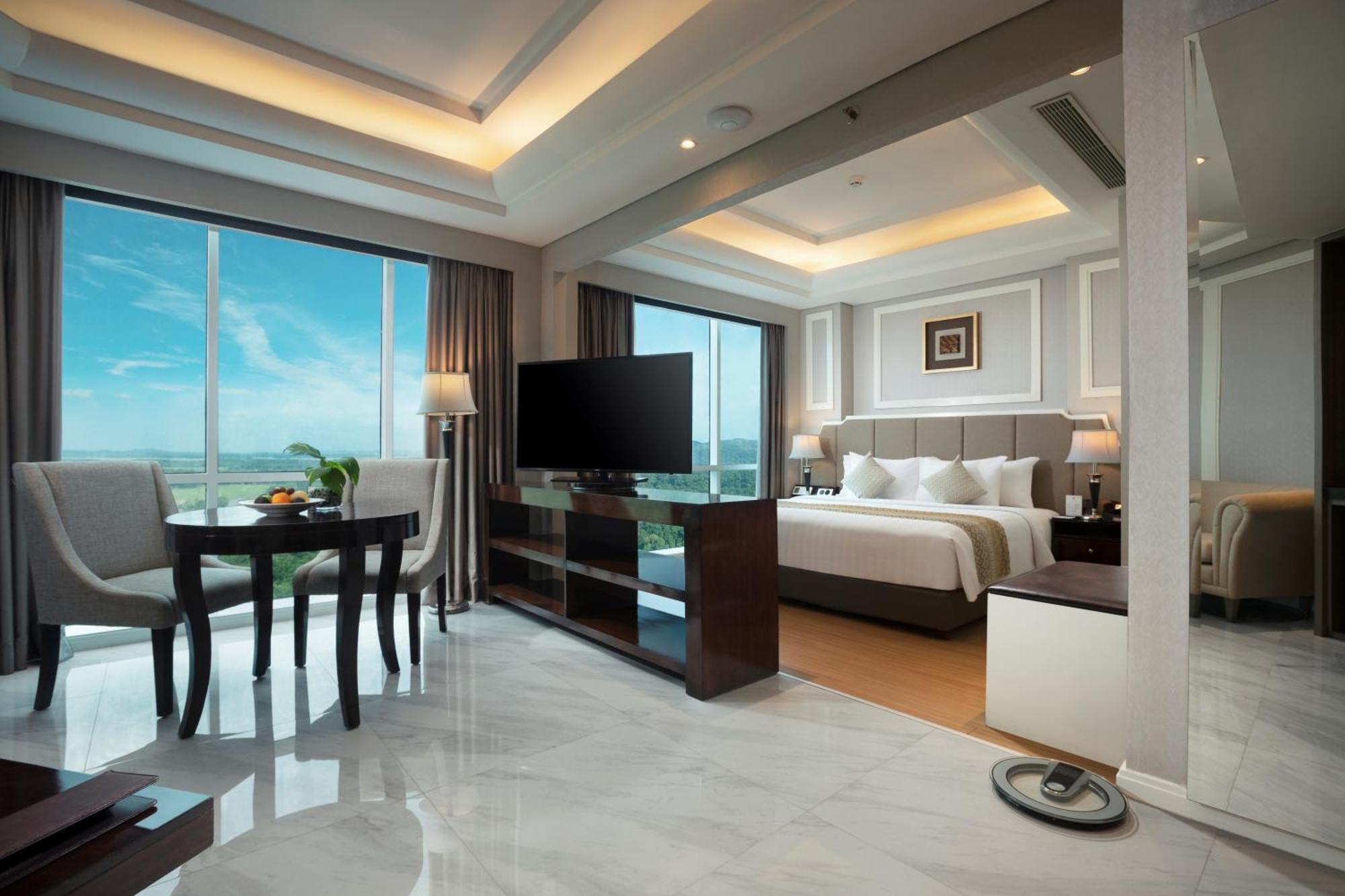 Wyndham Panbil Batam Exterior foto